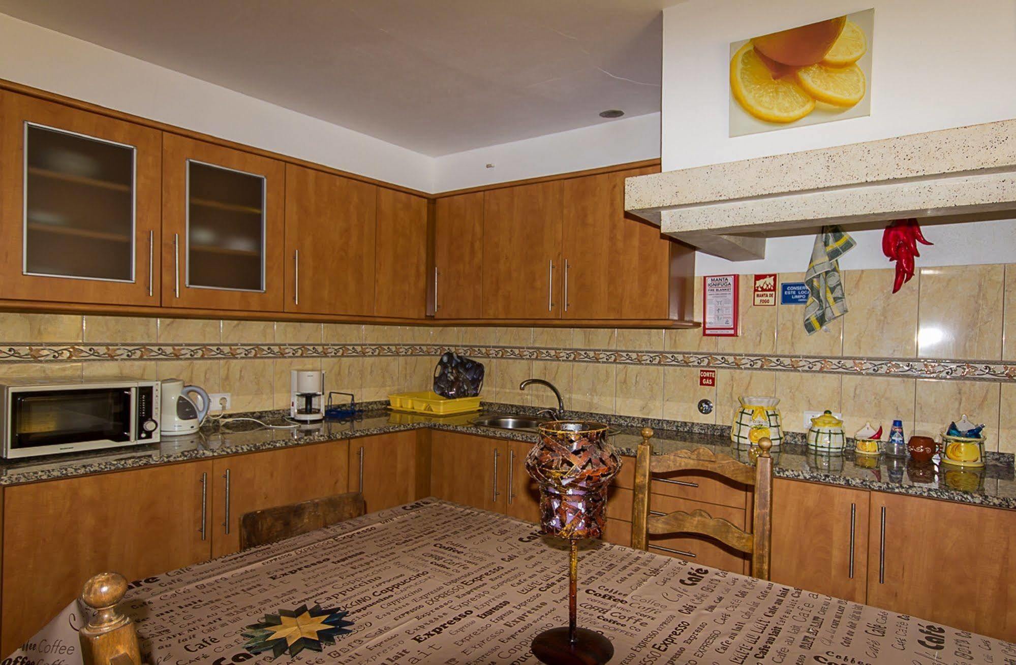 Casa Mestre Guesthouse Vila do Bispo Bagian luar foto