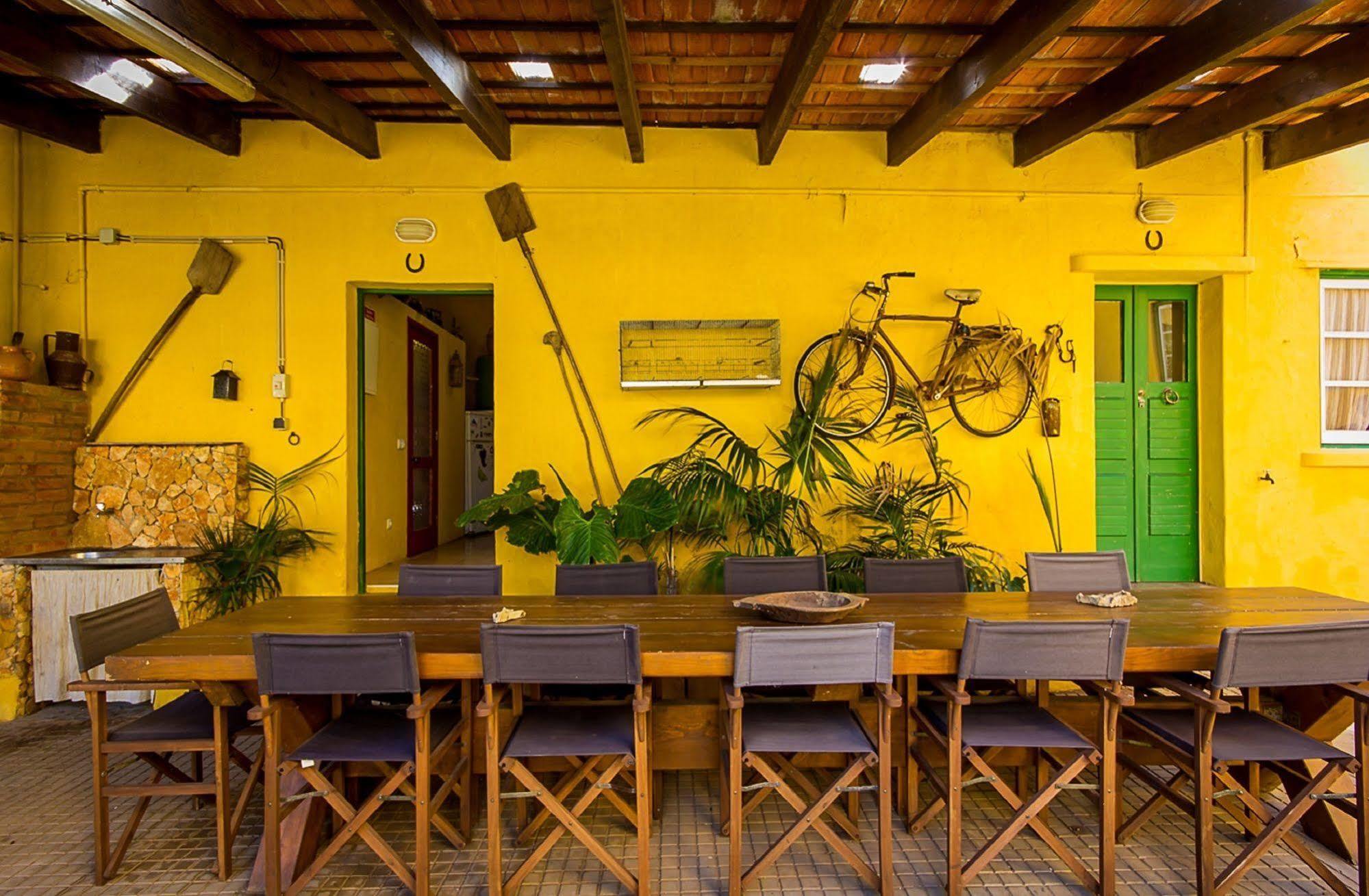 Casa Mestre Guesthouse Vila do Bispo Bagian luar foto